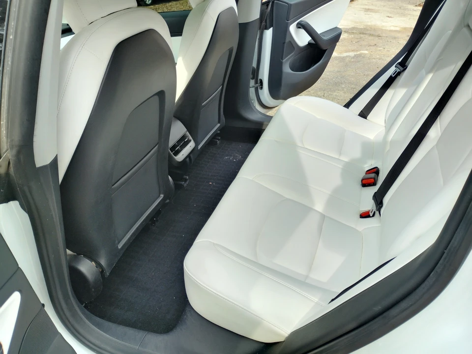 2021 Tesla Model 3 - Image 8 of 13