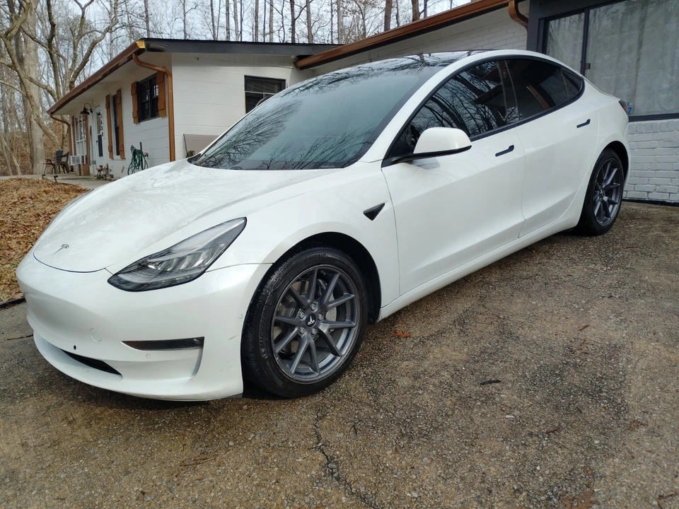 2021 Tesla Model 3 - Image 4 of 13