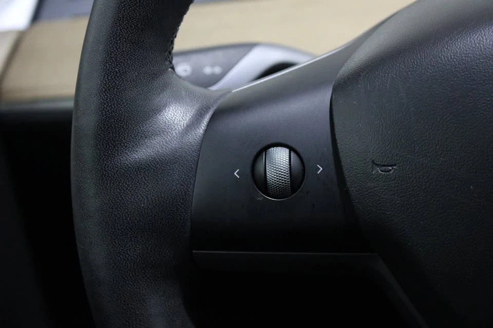 2021 Tesla Model 3 - Image 8 of 20