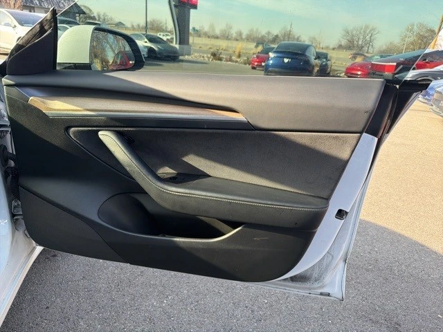 2021 Tesla Model 3 - Image 19 of 21