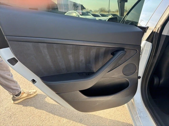 2021 Tesla Model 3 - Image 12 of 21