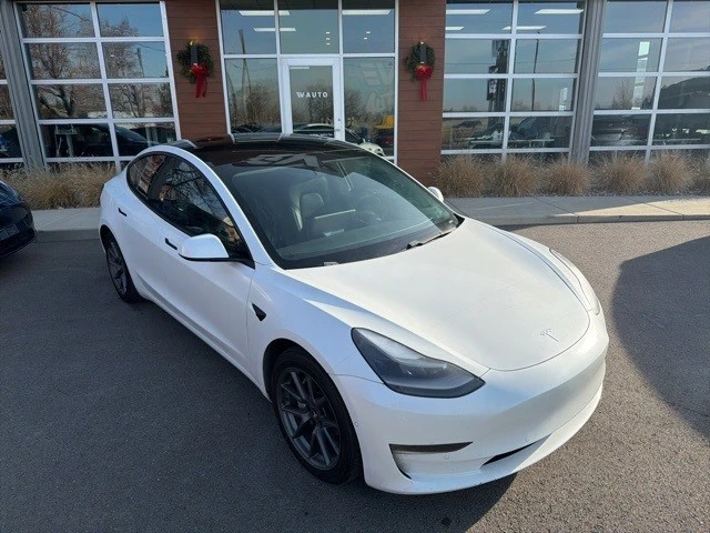 2021 Tesla Model 3 - Image 2 of 21