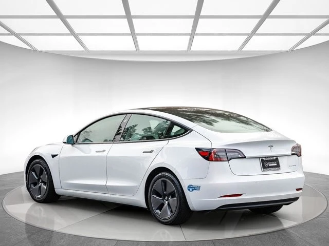 2021 Tesla Model 3 - Image 2 of 12