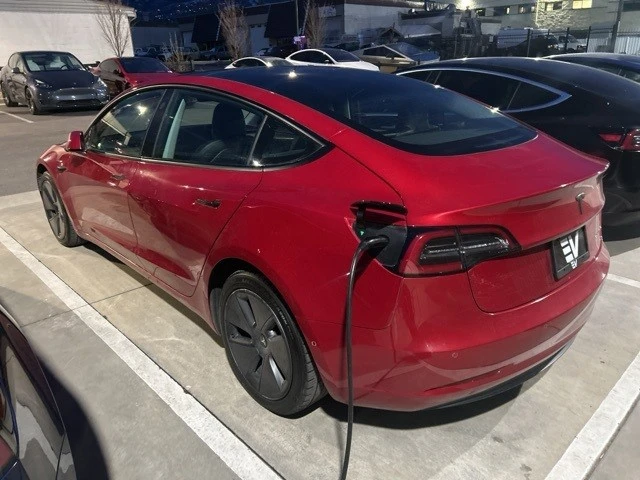 2021 Tesla Model 3 - Image 4 of 6