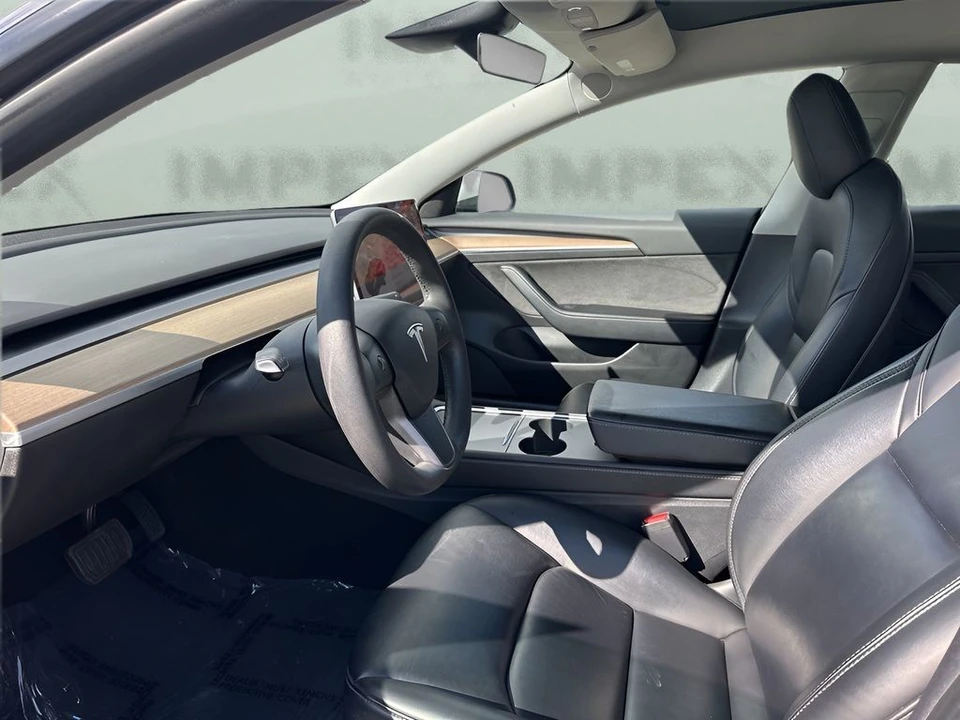 2021 Tesla Model 3 - Image 9 of 12