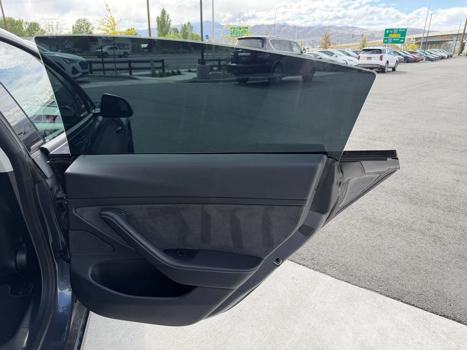 2021 Tesla Model 3 - Image 18 of 21