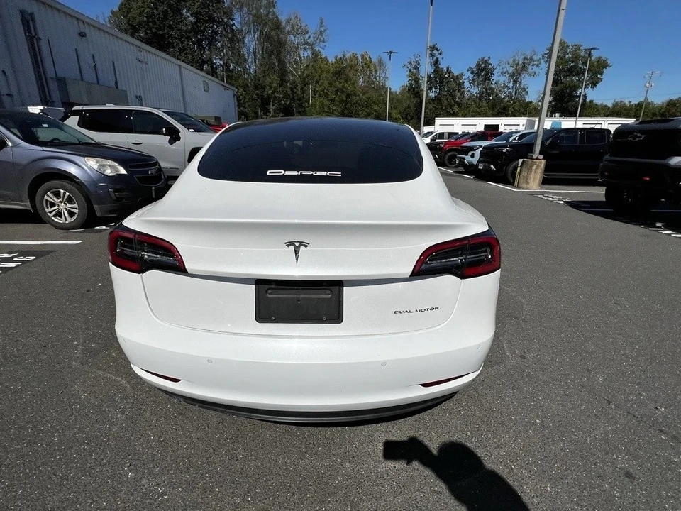 2021 Tesla Model 3 - Image 5 of 12
