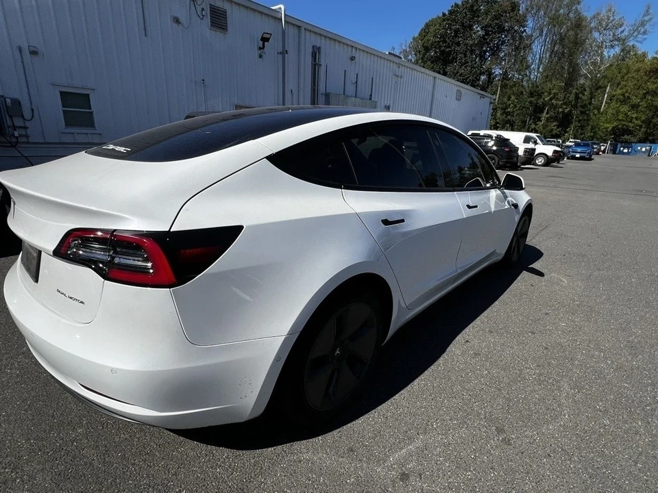 2021 Tesla Model 3 - Image 4 of 12