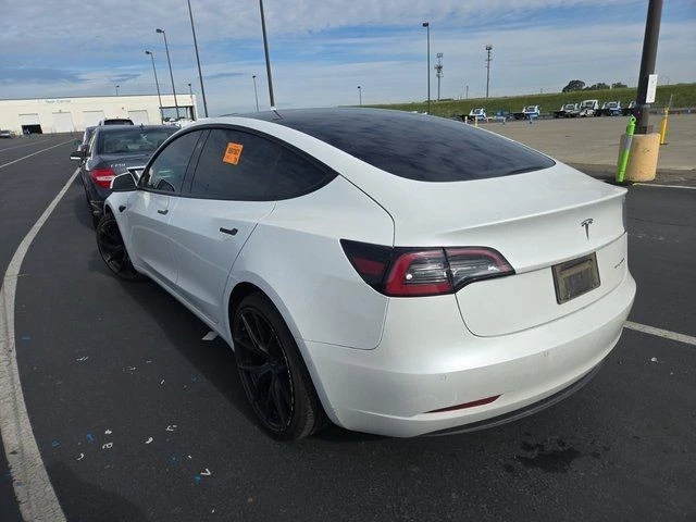 2021 Tesla Model 3 - Image 3 of 21