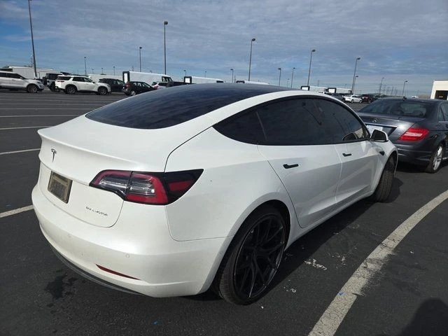 2021 Tesla Model 3 - Image 4 of 21