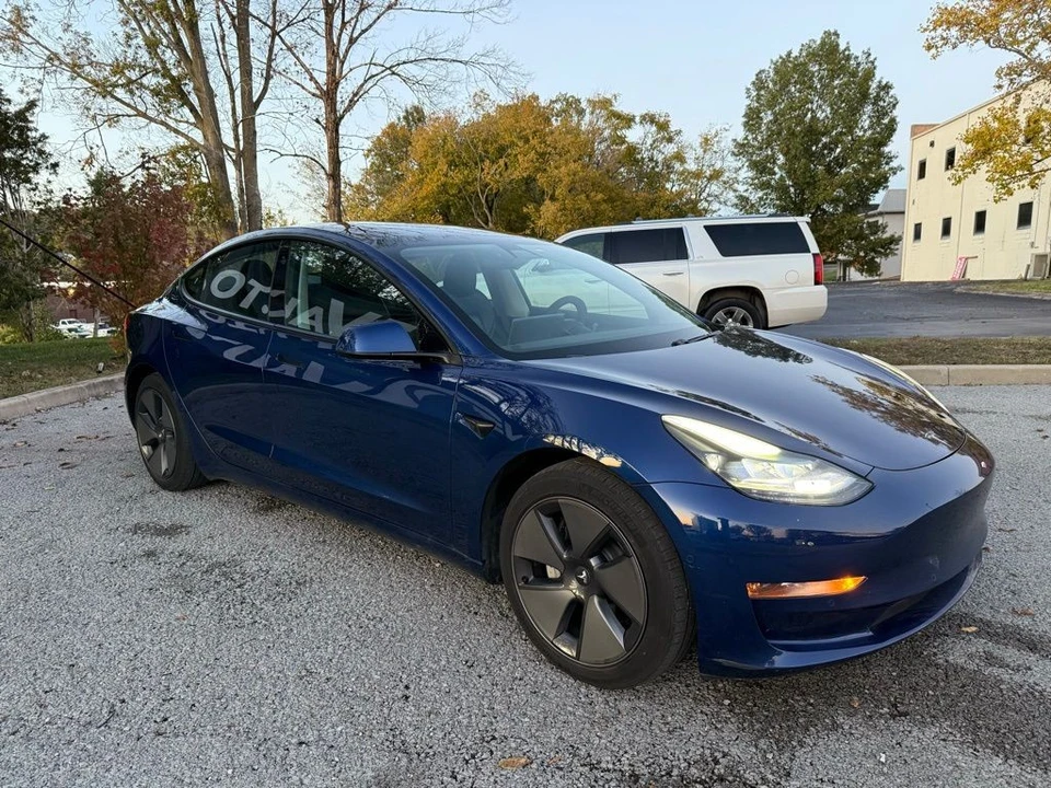 2021 Tesla Model 3 - Image 3 of 6
