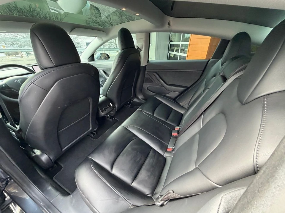 2021 Tesla Model 3 - Image 10 of 15