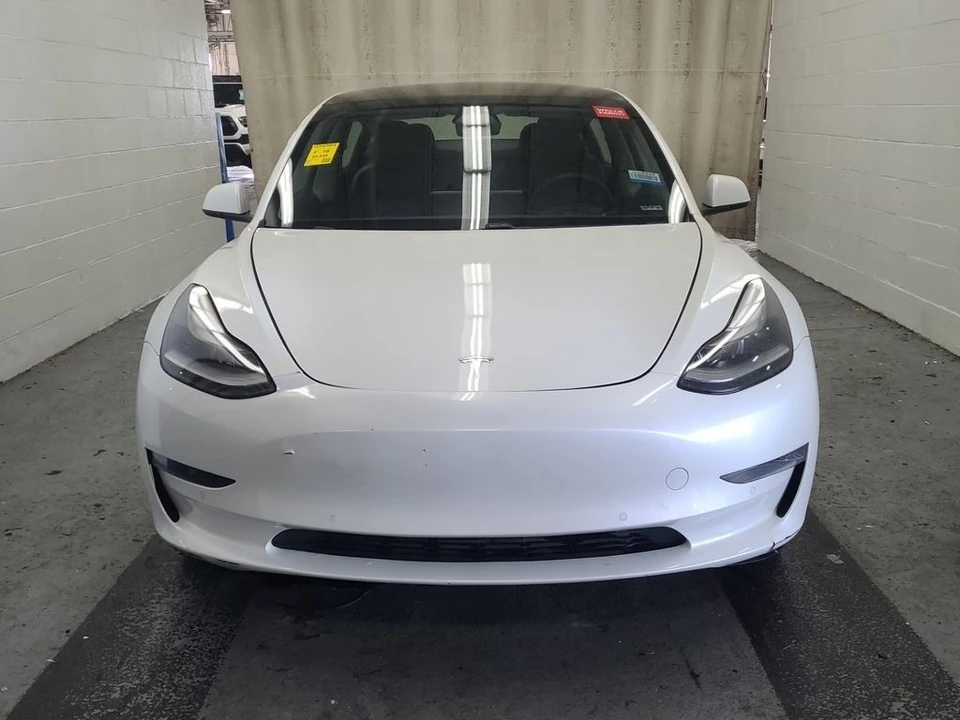 2021 Tesla Model 3 - Image 6 of 10