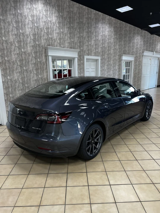 2021 Tesla Model 3 - Image 2 of 3