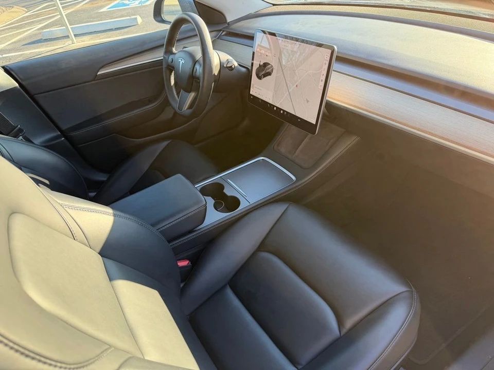 2021 Tesla Model 3 - Image 14 of 18