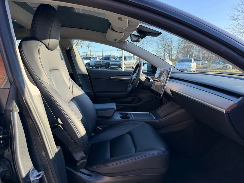 2021 Tesla Model 3 - Image 13 of 18