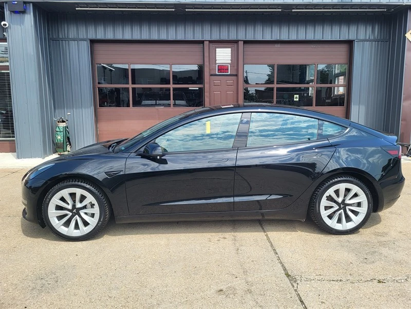 2021 Tesla Model 3 - Image 4 of 17