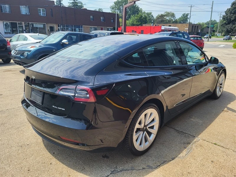 2021 Tesla Model 3 - Image 7 of 17