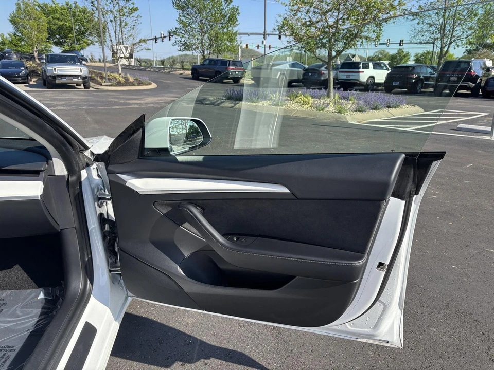2021 Tesla Model 3 - Image 12 of 19