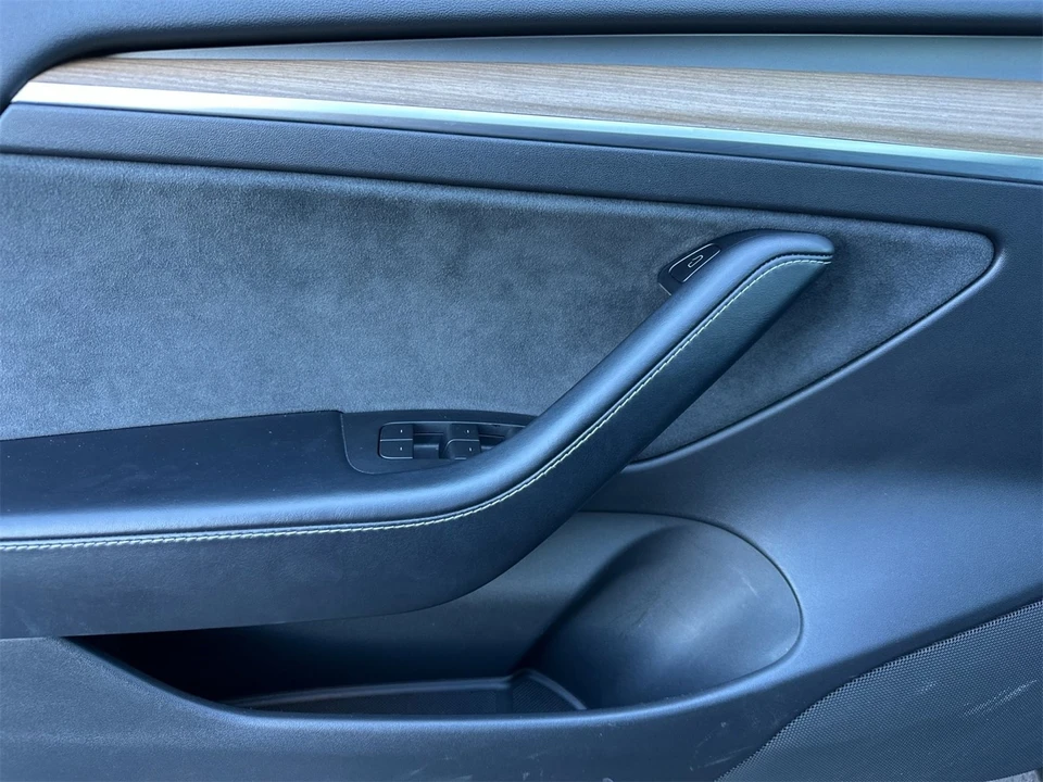 2021 Tesla Model 3 - Image 11 of 12
