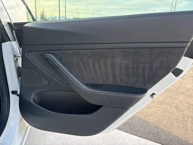 2021 Tesla Model 3 - Image 19 of 21