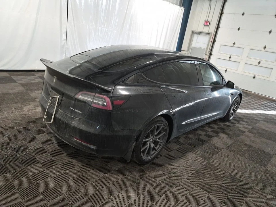 2021 Tesla Model 3 - Image 3 of 5