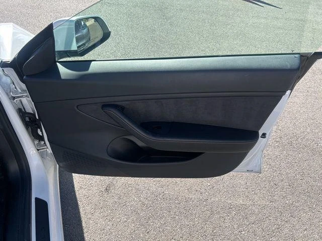 2021 Tesla Model 3 - Image 20 of 21