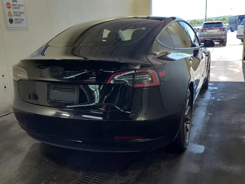 2021 Tesla Model 3 - Image 4 of 6