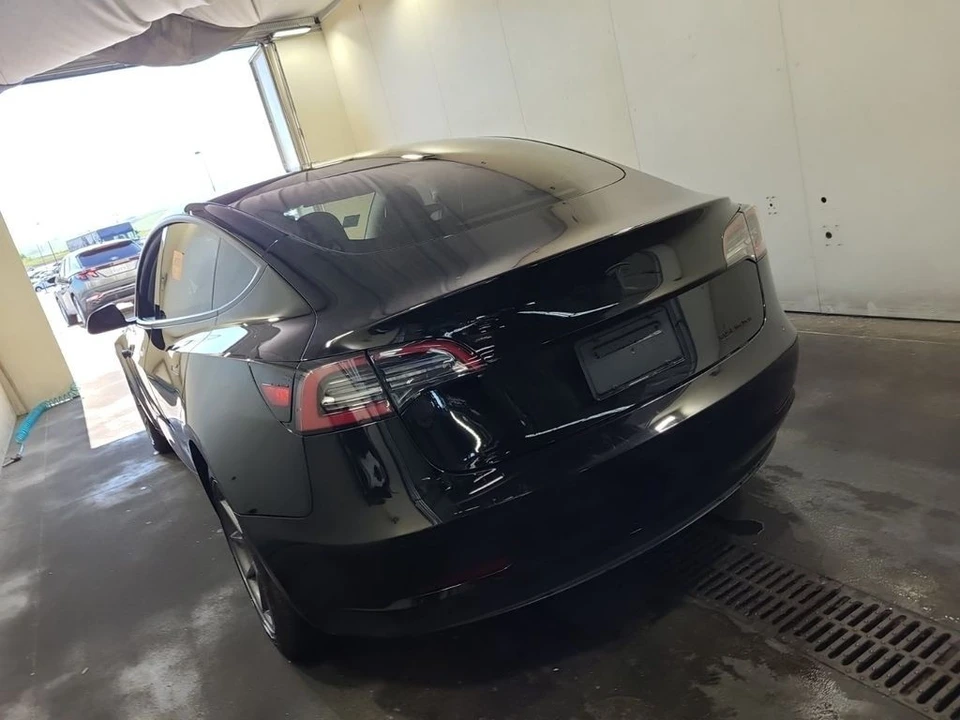 2021 Tesla Model 3 - Image 3 of 6