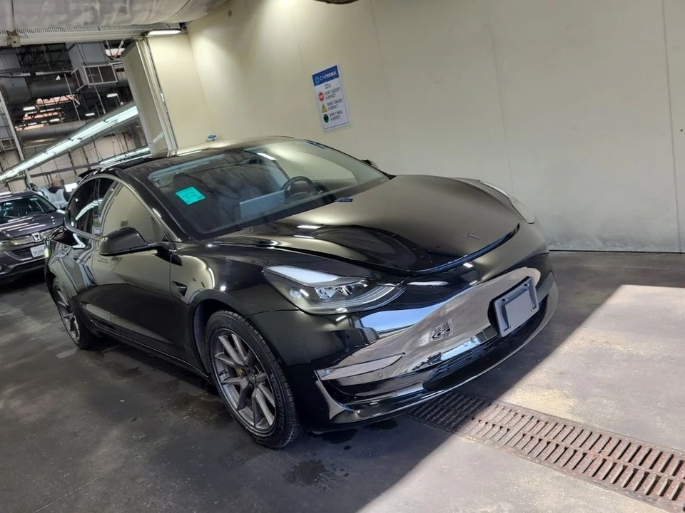 2021 Tesla Model 3 - Image 2 of 6