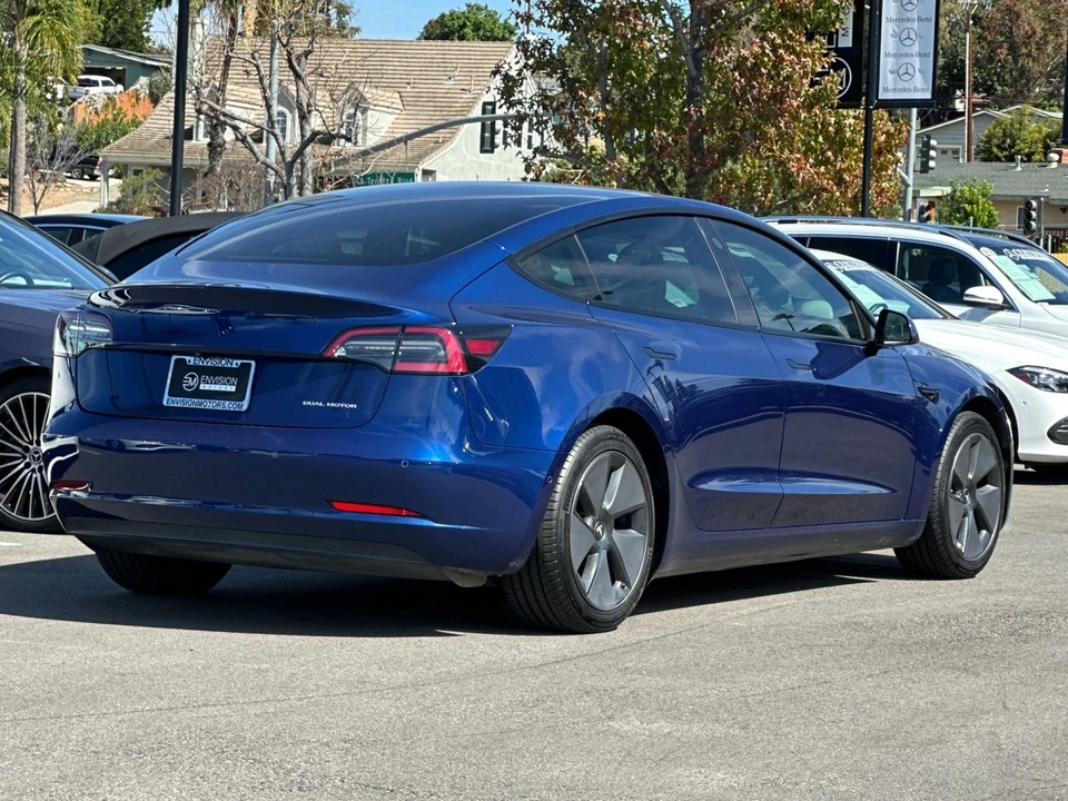 2021 Tesla Model 3 - Image 3 of 21