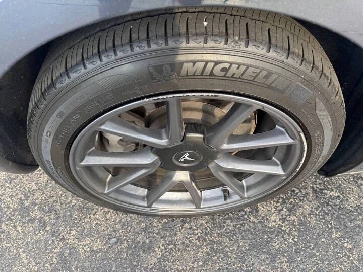 2021 Tesla Model 3 - Image 10 of 12