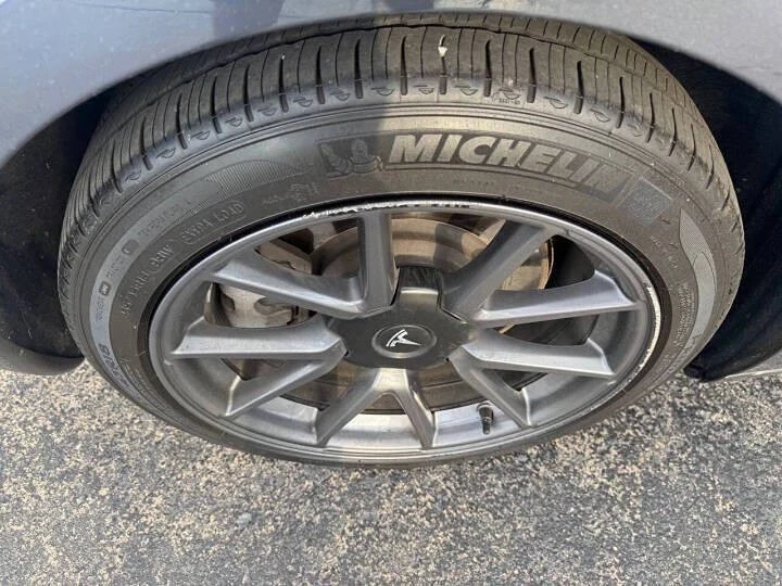 2021 Tesla Model 3 - Image 9 of 12
