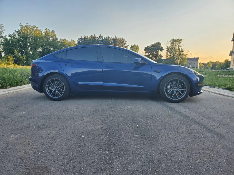 2021 Tesla Model 3 - Image 11 of 31