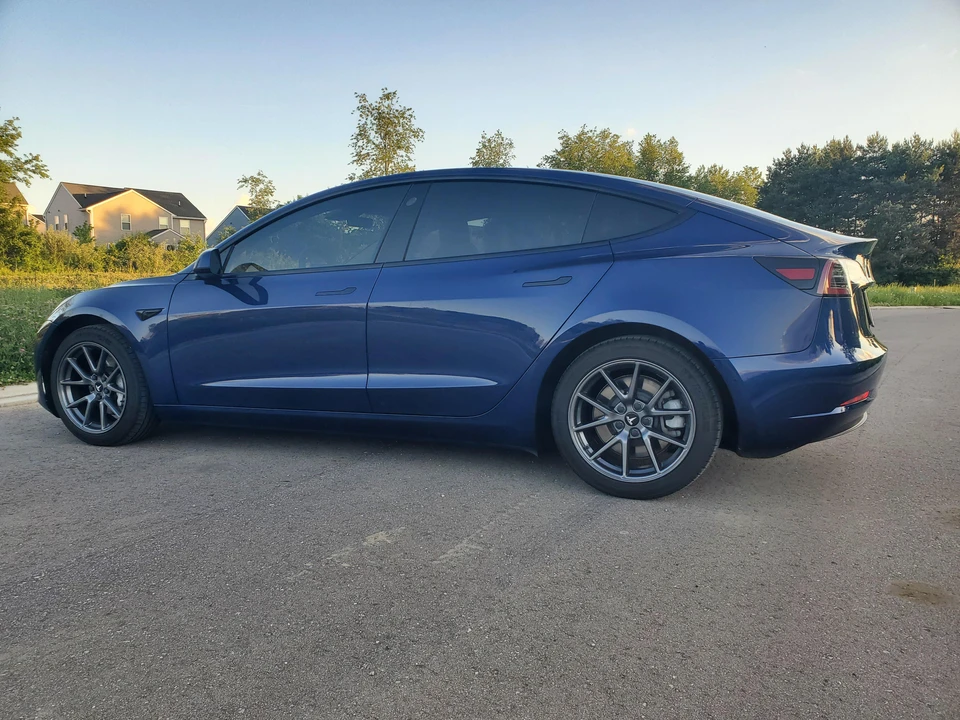 2021 Tesla Model 3 - Image 7 of 31