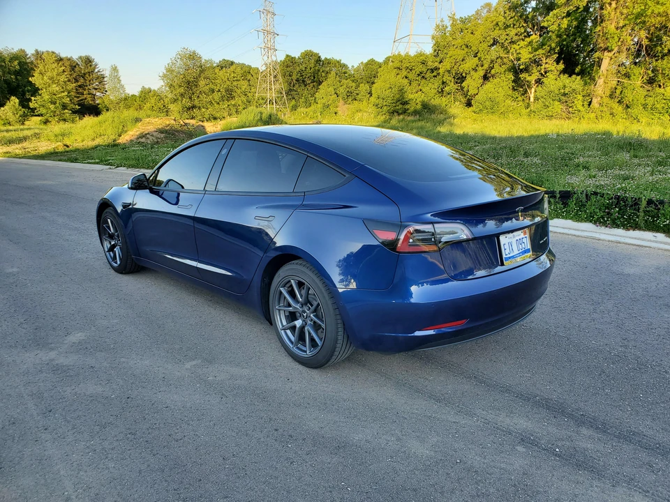 2021 Tesla Model 3 - Image 8 of 31