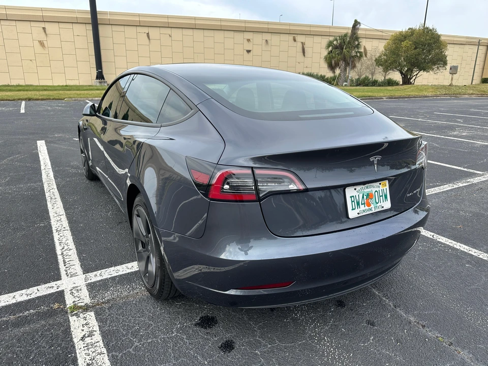 2021 Tesla Model 3 - Image 17 of 31