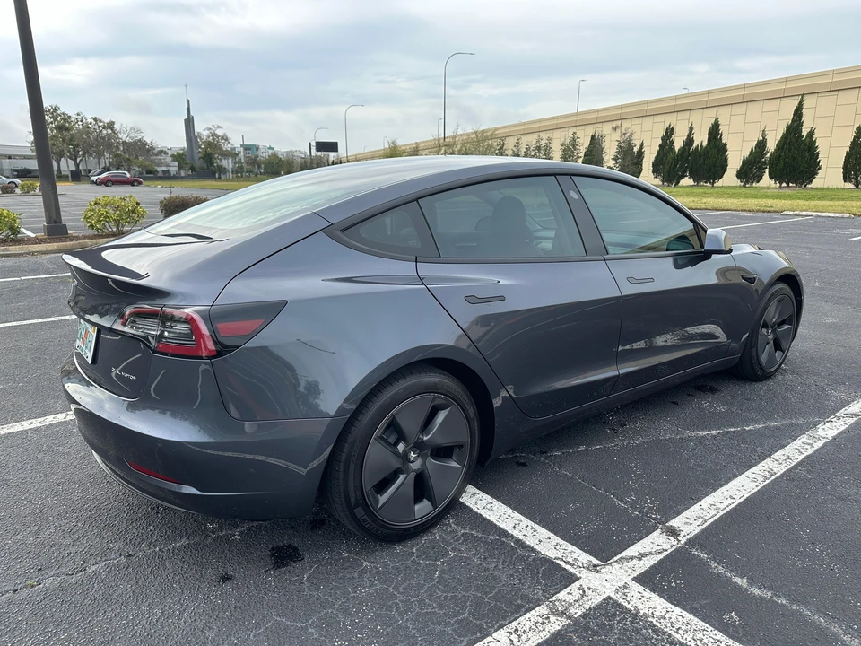 2021 Tesla Model 3 - Image 22 of 31