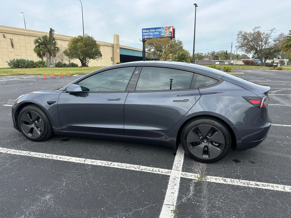 2021 Tesla Model 3 - Image 13 of 31