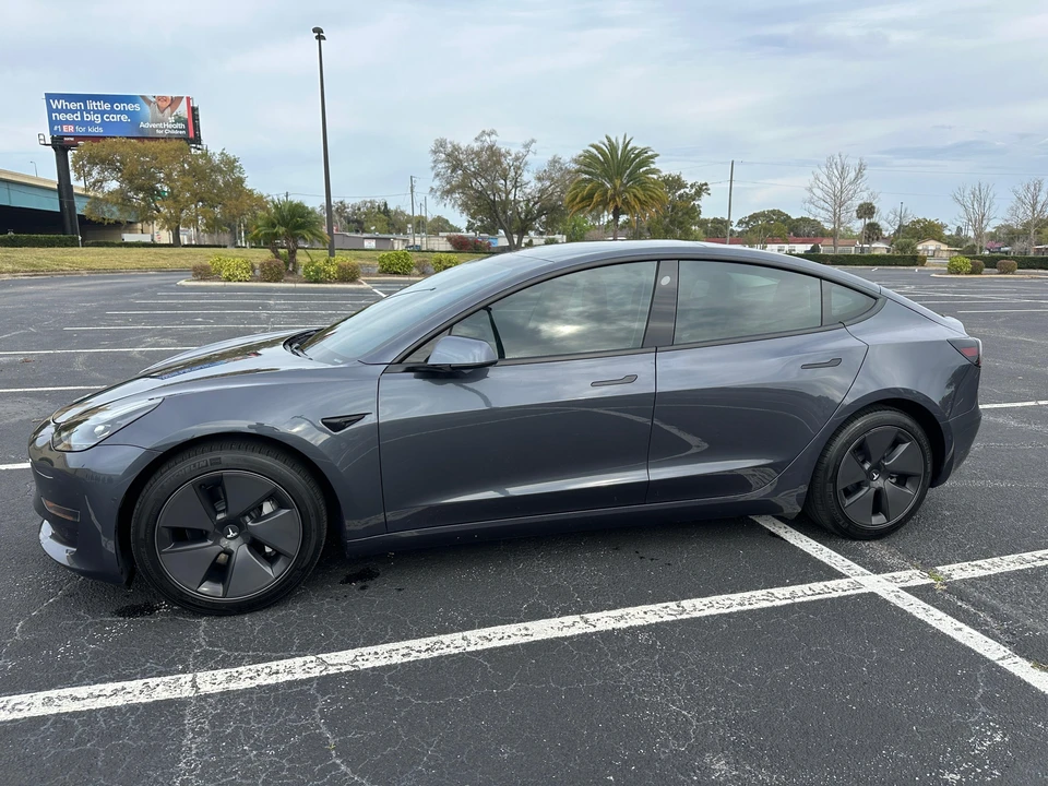 2021 Tesla Model 3 - Image 11 of 31