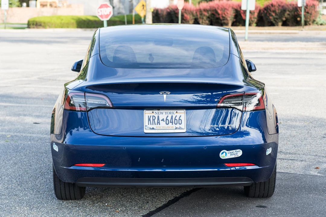 2021 Tesla Model 3 - Image 10 of 31