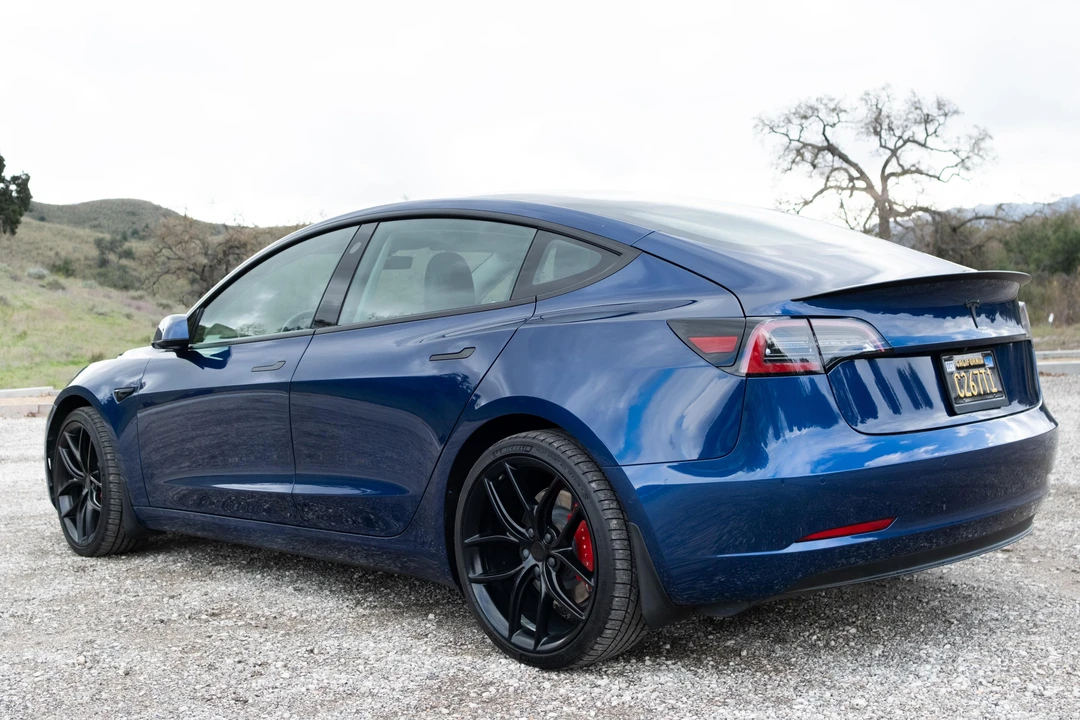 2021 Tesla Model 3 - Image 4 of 31