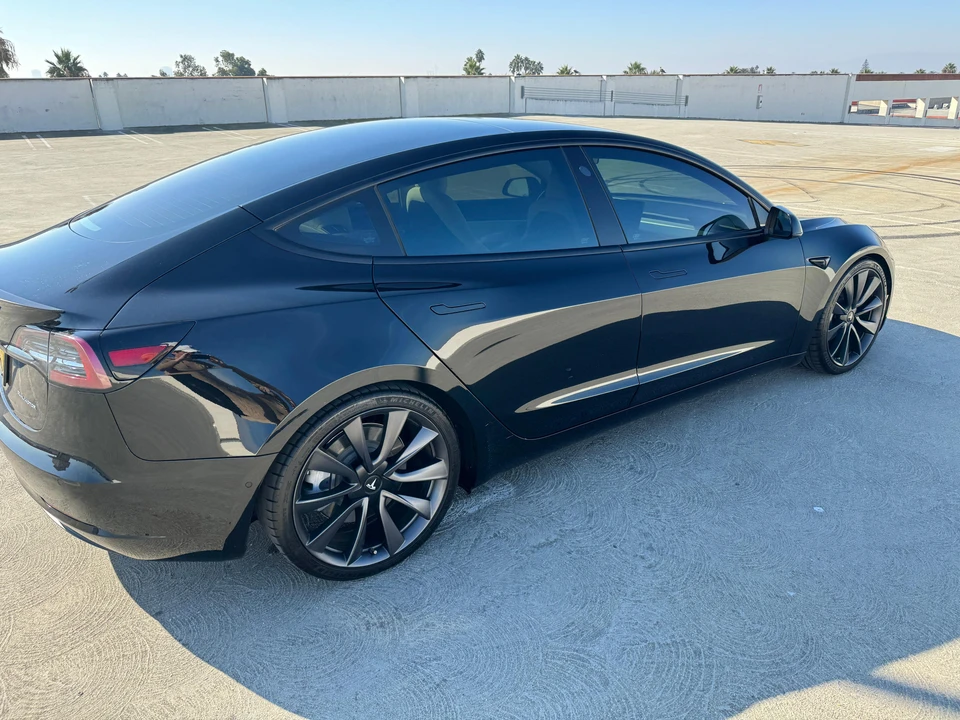 2021 Tesla Model 3 - Image 19 of 31