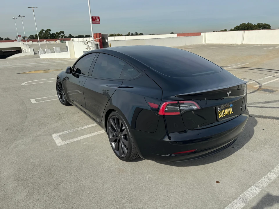2021 Tesla Model 3 - Image 14 of 31