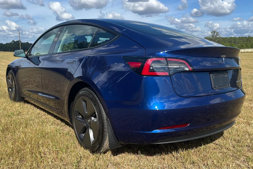 2021 Tesla Model 3 - Image 4 of 31