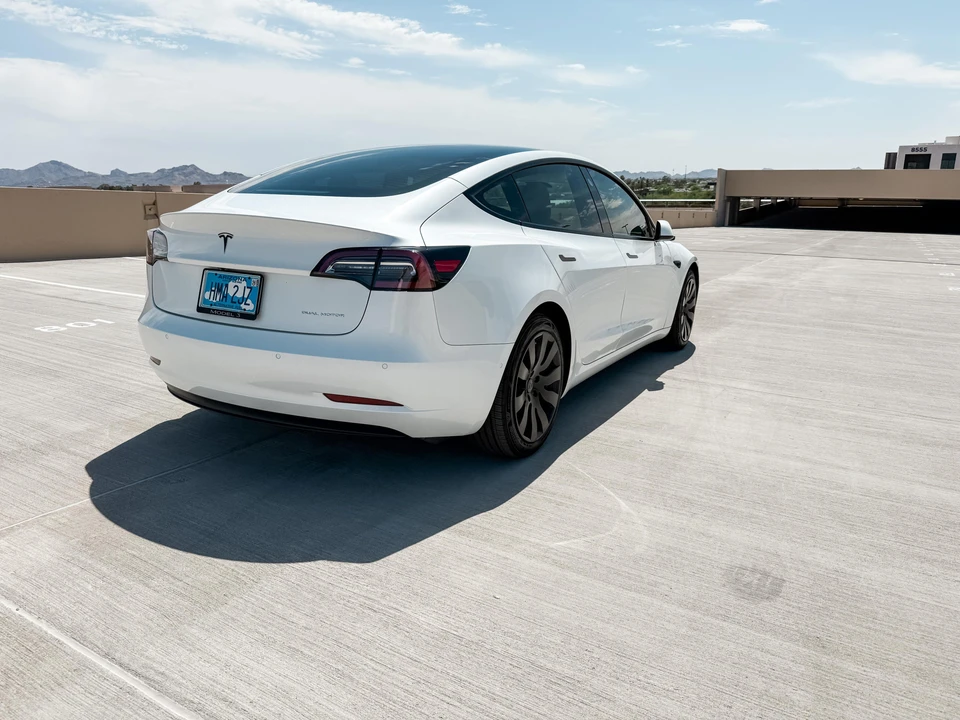 2021 Tesla Model 3 - Image 14 of 21