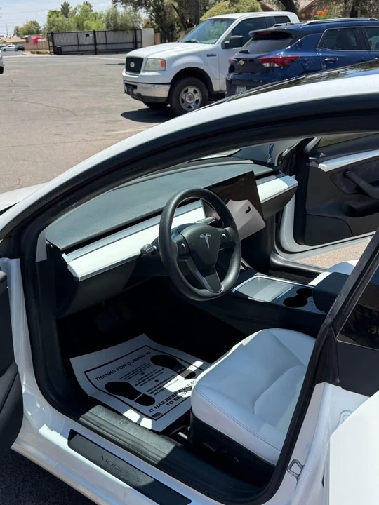 2021 Tesla Model 3 - Image 5 of 11