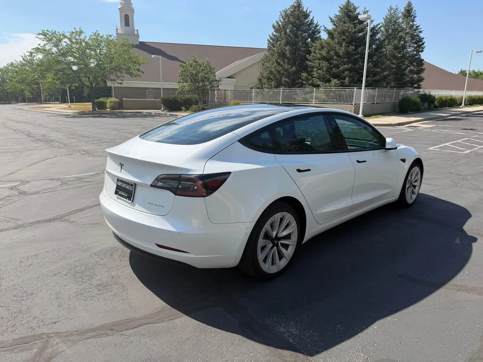 2021 Tesla Model 3 - Image 13 of 17