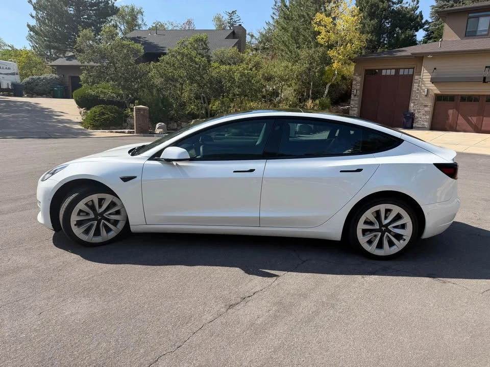 2021 Tesla Model 3 - Image 7 of 17