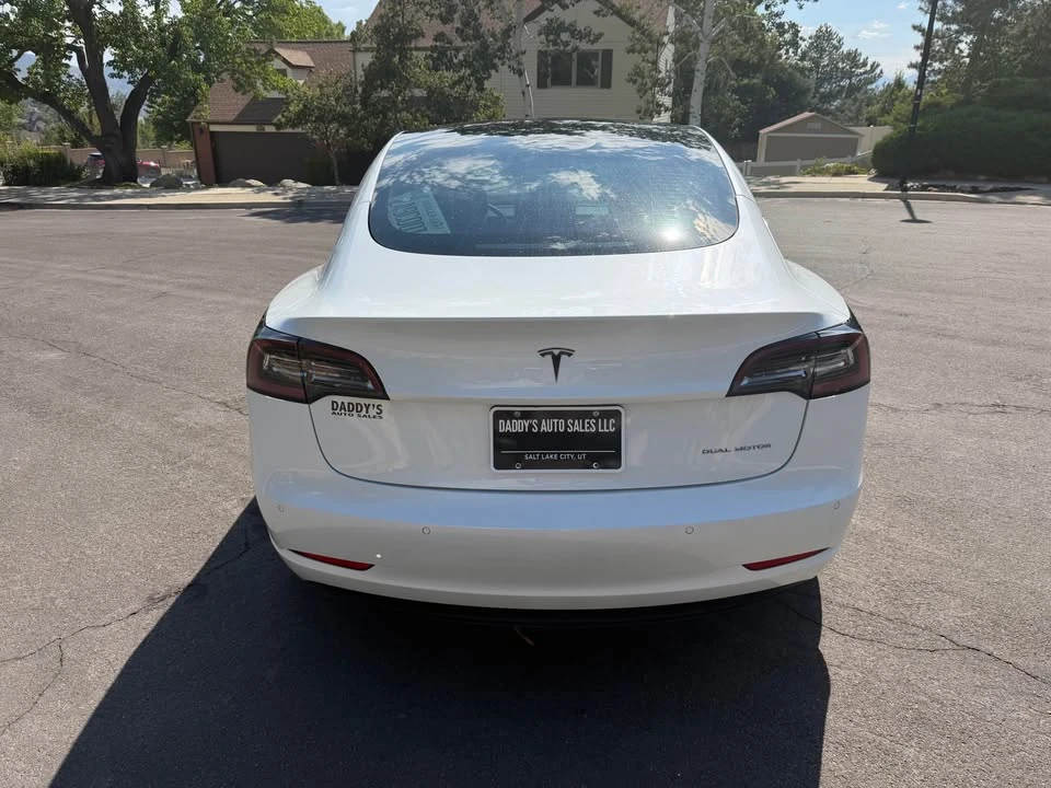 2021 Tesla Model 3 - Image 5 of 17